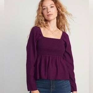 Old Navy Seersucker Smocked Babydoll Blouse Top in Plumeria Medium NWOT